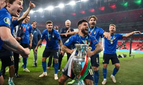 5 лучших и 5 худших футболистов финального матча ЕВРО 2021.