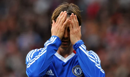 Анатомия футбольного абсурда: Топ-10 величайших промахов по пустым воротам