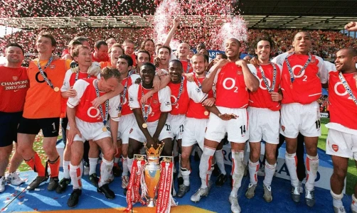 Золотой кубок Премьер-лиги: Как 12 ключевых игроков «Арсенала» сотворили историю сезона 2003/04