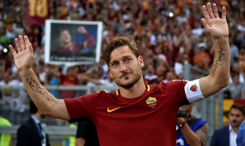 Прощание Тотти: Как плакал весь Рим (последний матч Императора).