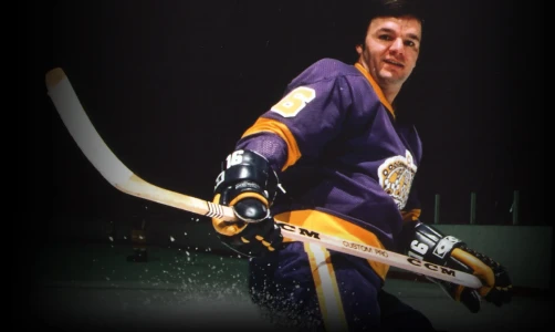 Метр с кепкой и стальные нервы: 5 легендарных «малышей», которые ломали систему НХЛ