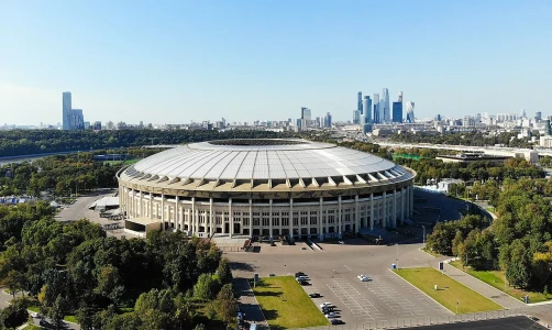 12 стадионов России для туристов: гид по маршрутам и лайфхакам