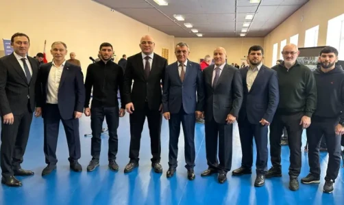 ​Михаил Мамиашвили посетил Северную Осетию, где запущен проект "Борьба в школы"